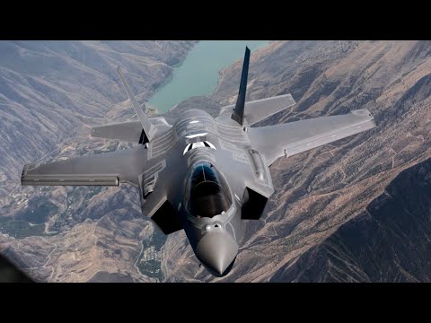 The F-35 Lightning II: A Revolution in Modern Air Warfare