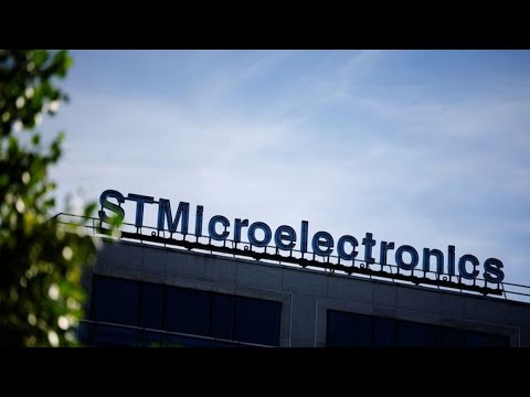 STMicroelectronics Surges: Chip Industry Rebound &amp; Outlook for 2025